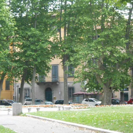 Penzion On The Roof Pisa